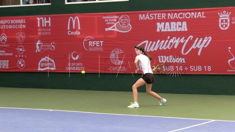 telon-abre-marca-junior-cup-tenis-002