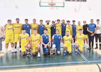 cb-fenix-ceuta-cae-estreno-liga-gaditana-gymnastica-portuense-baloncesto