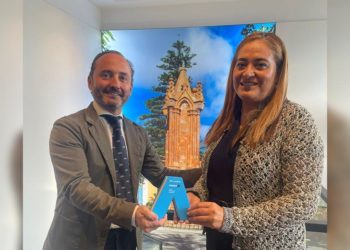 fatiha-lahasen-premio-mujer-profesional-autonoma-caixabank