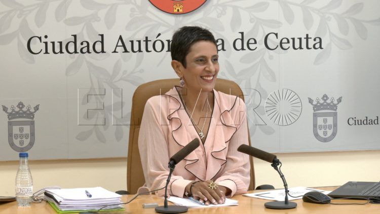 kissy-chandiramani-presentacion-presupuestos-gobierno-ceuta-2025-6