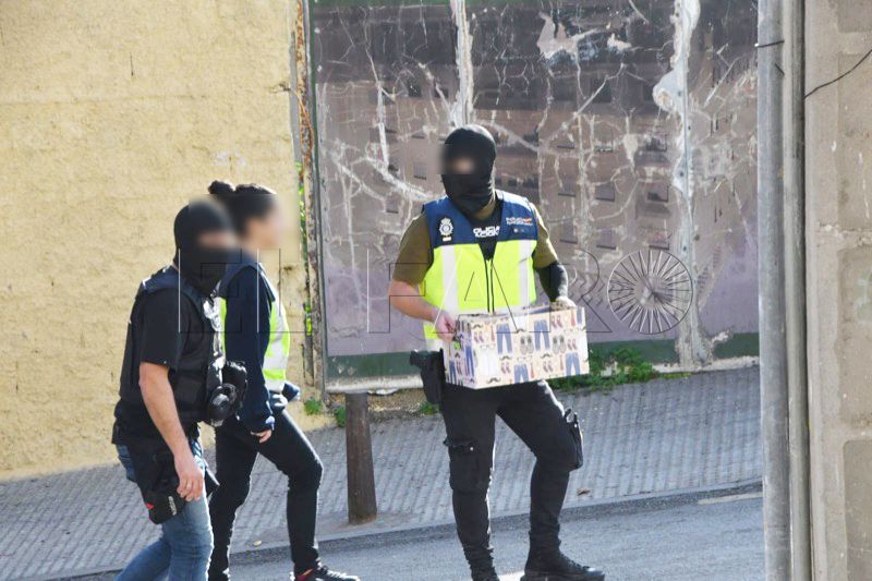 operacion-policia-nacional-registro-sardinero-001