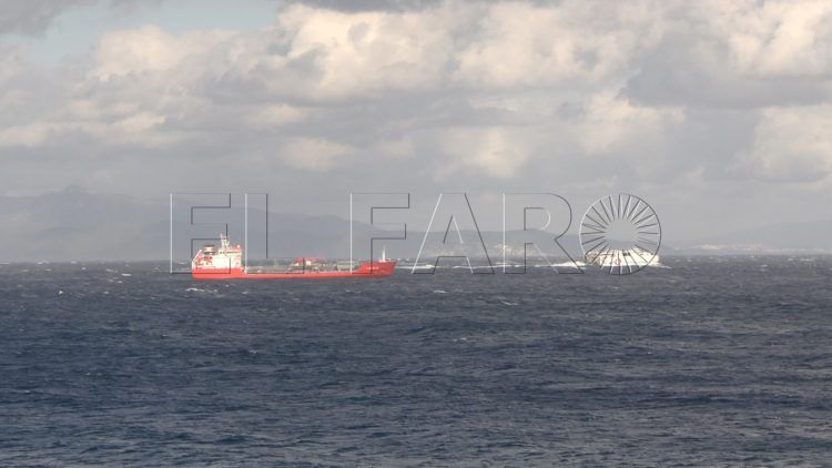 barcos-temporal-levante-estrecho-7