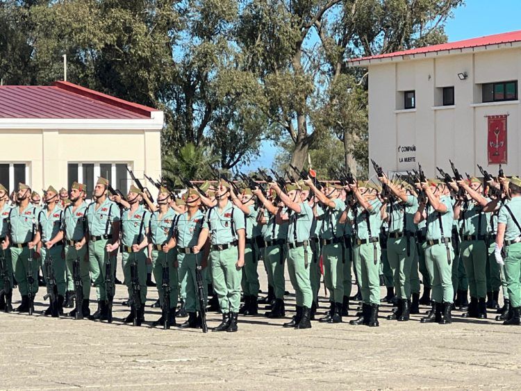 novio-muerte-legion-patrona-arma-infanteria-12