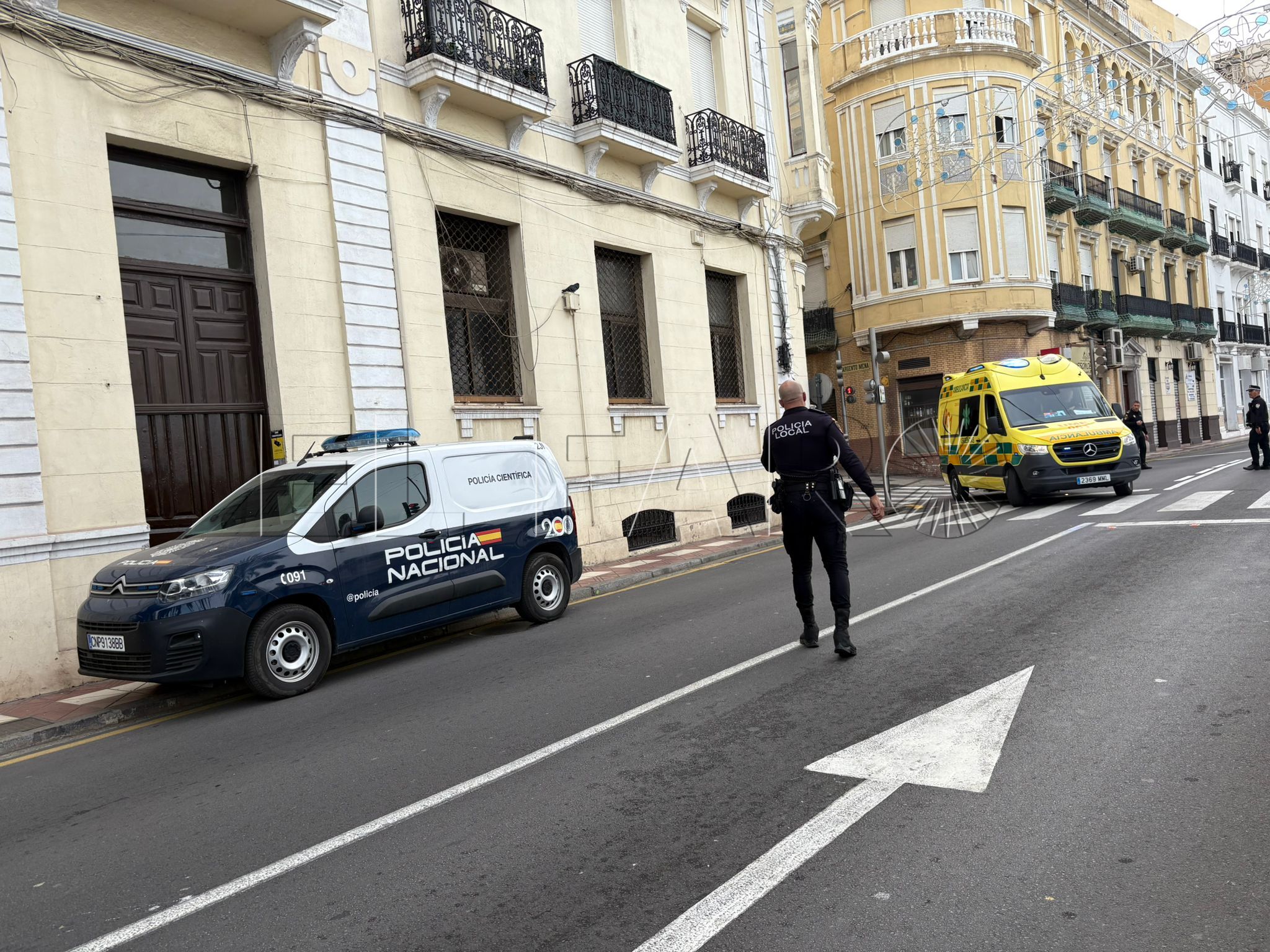 policia-nacional-ambulancia-marina-herido-bala-9