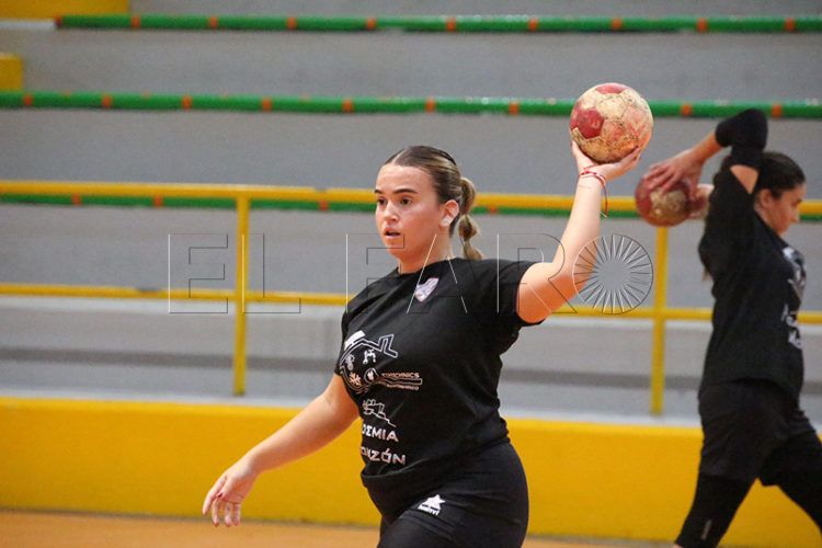 ramon-cajal-se-queda-muy-cerca-victoria-balonmano-proin-sevilla