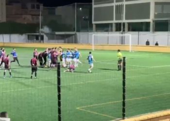 pelea-encuentro-regional-preferente-jugadores-inter-ceuta-sporting-5