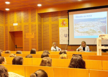 hospital-recibe-alumnos-enfermeria-practicas-ingesa-2