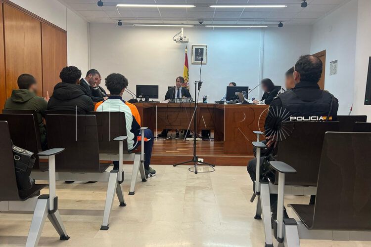 condendos-tres-jóvenes-asalto-tarajal-jucio