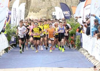 corredores-carrera-solidaria-r091-2025