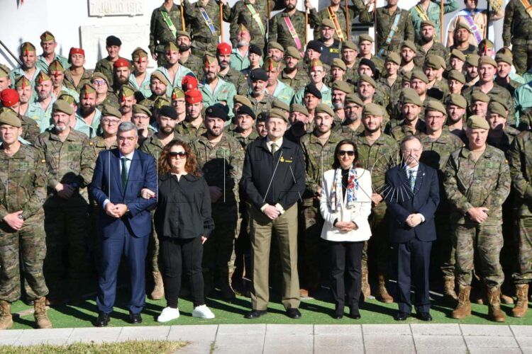 ministra-robles-visita-ceuta-adios-marcos-llago-navarro