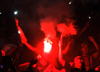 lanzar-bengala-coche-multa-puntos-carnet