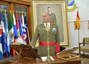 llago-navarro-toma-posesion-director-ihcm-002