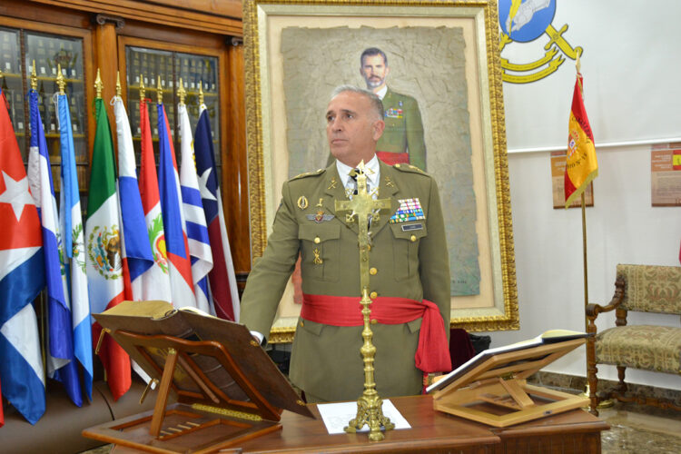 llago-navarro-toma-posesion-director-ihcm-002