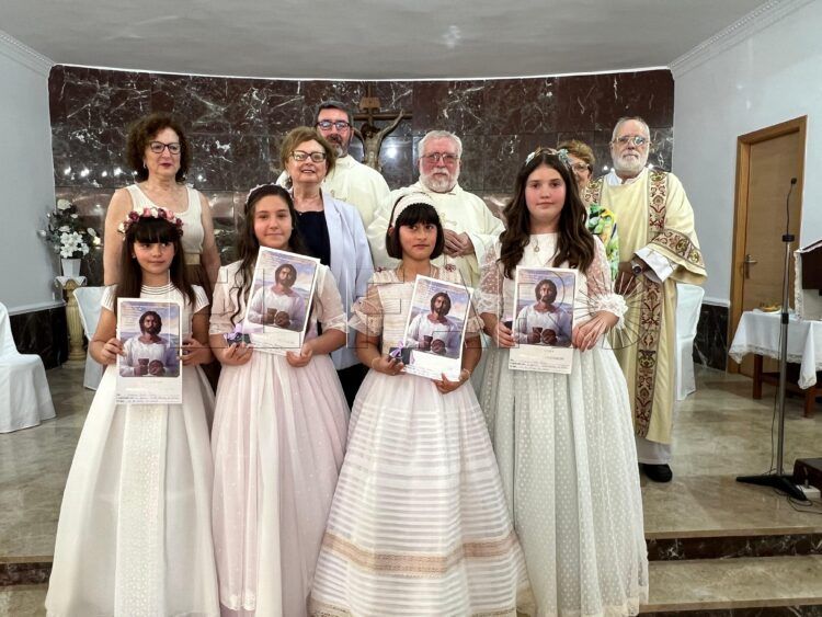 comuniones-parroquia-santa-beatriz-silva-25052025-9