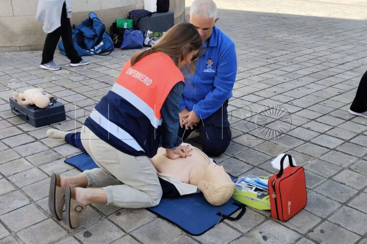 futuras-enfermeras-salen-celebrar-profesion-4