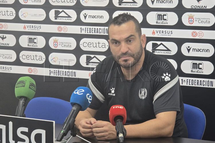 hernandez-ceuta-jugar-entrenador-yeclano