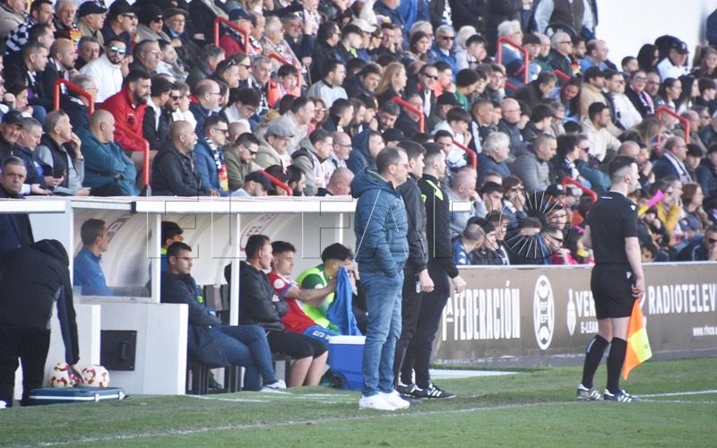 jose-juan-romero-dormir-cuatro-horas-seguidas-ceuta-futbol-010