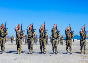 legion-desfile.acto-dia-fuerzas-armadas-002