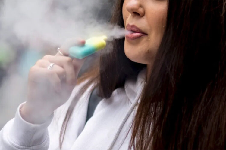 nueva-ley-tabaco-tampoco-podra-vapear-lugares-publicos