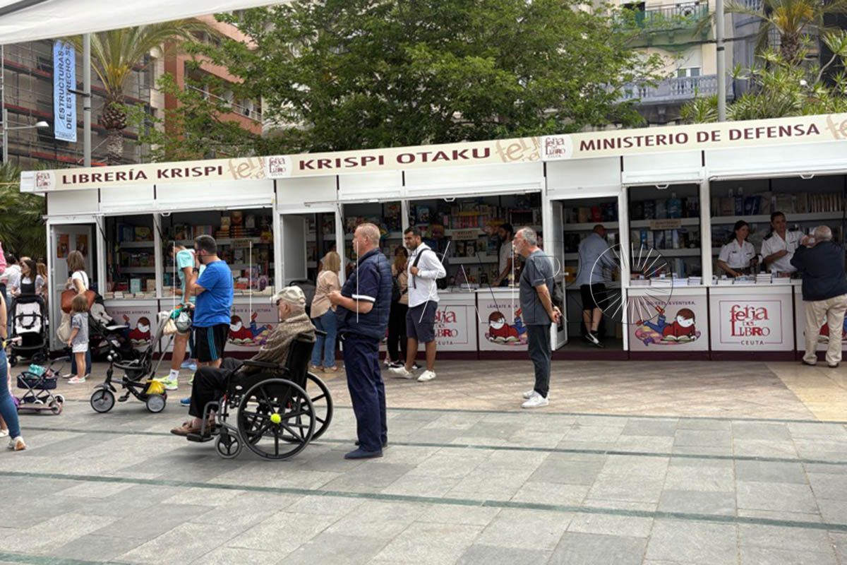 recorrido-puestos-feria-libro-ceuta-2025