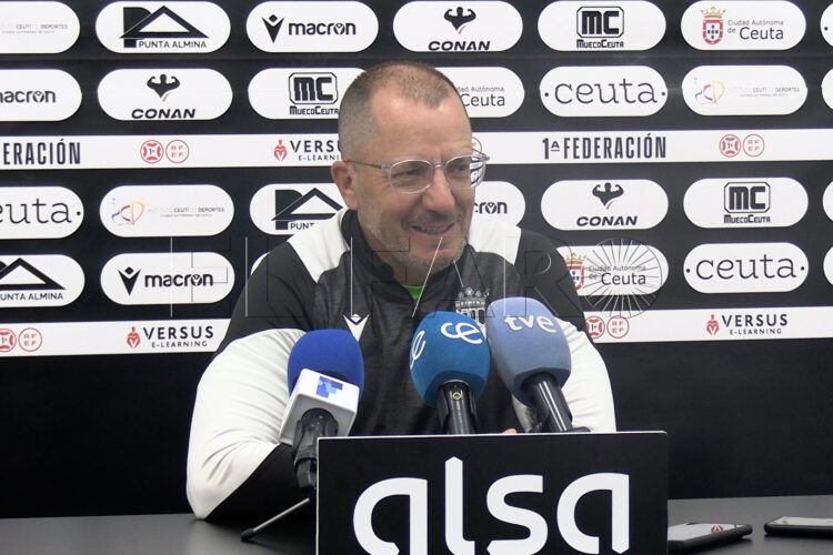 rueda-prensa-previa-ad-ceuta-merida-jj-romero-1