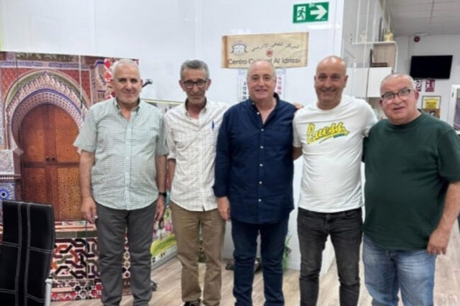 sencillo-homenaje-comandante-angel-maria-hernandez