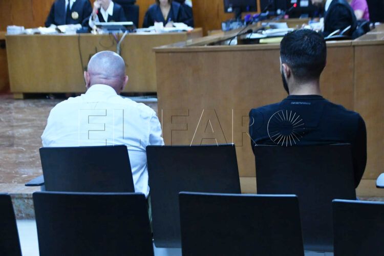 acusados-acorralan-guardia-civil-senalado-trafico-drogas-1