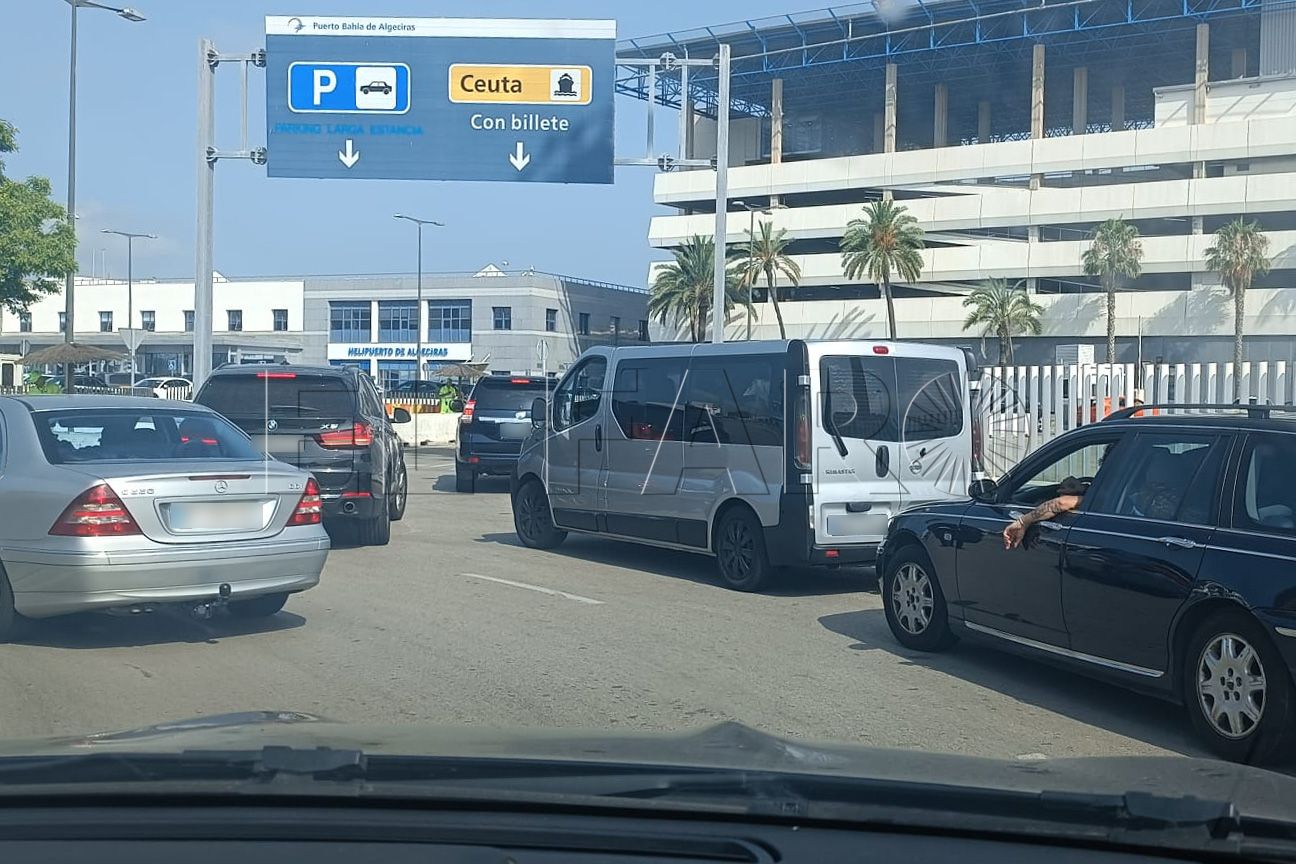 caos-puerto-embarque-algeciras-ceuta-1