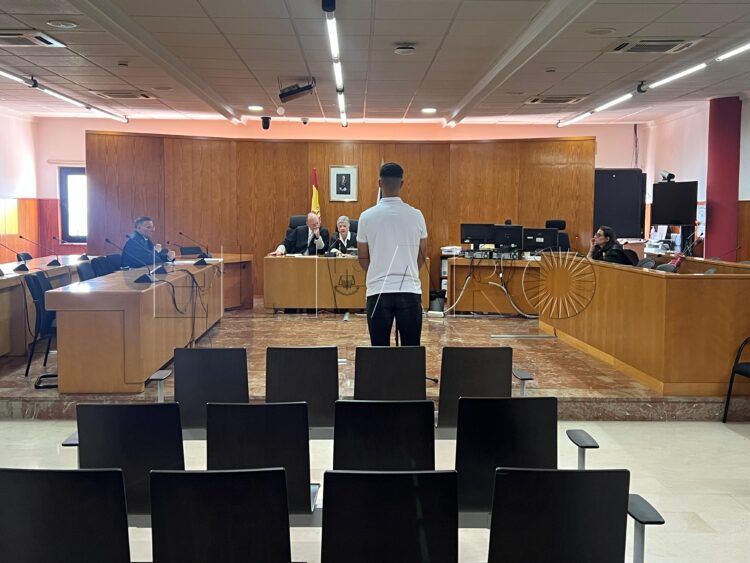 condenado-prision-llevaba-heroina-oculta-calcetin-juicio-audiencia-2