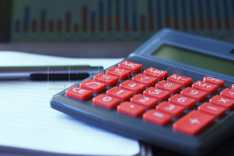 derecho-cobrar-recargo-nomina-empresa-paga-tarde