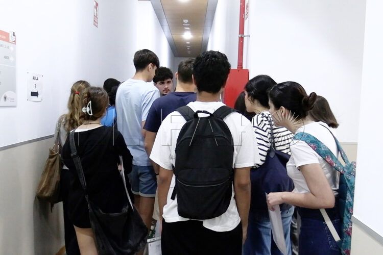 empieza-examenes-selectividad-pau-ebau-2025-16