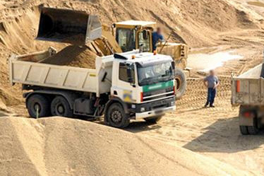 extraccion-ilegal-arena-playa-tetuan