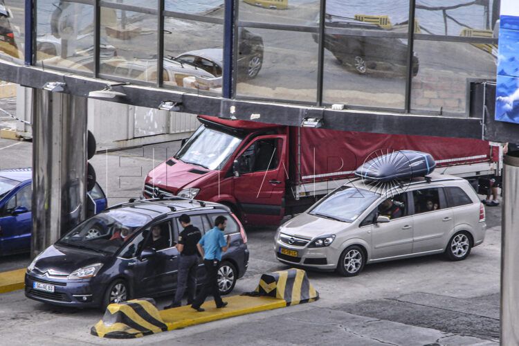 mejoras-filtro-vehiculos-puerto-objetivo-logrado-sindicatos-001