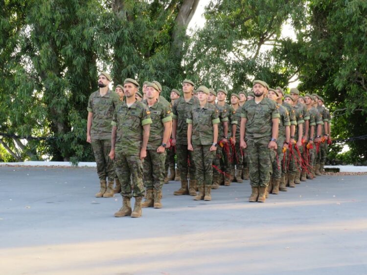 nuevos-artilleros-ramix-30-bandera-mochila-001