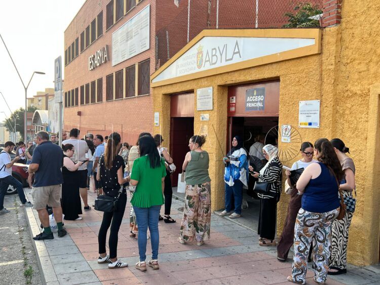 oposiciones-docentes-profesores-maestros-2025-25