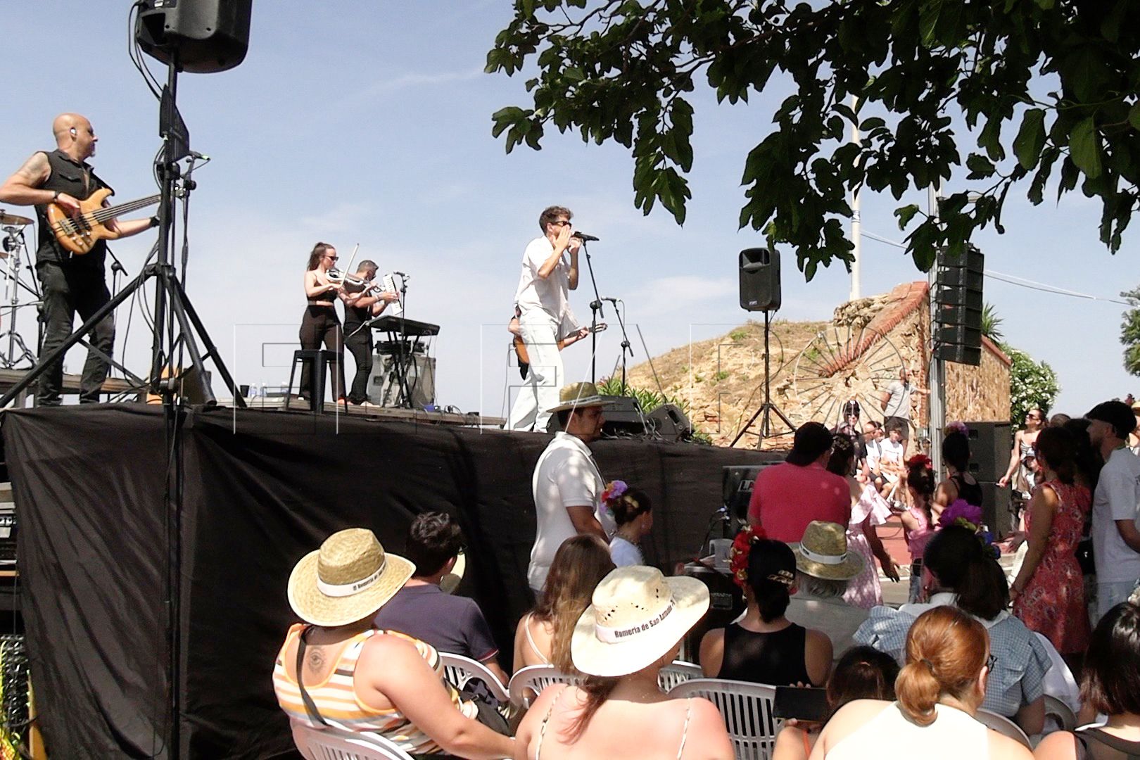 portada-ritmo-juanlu-montoya-tardeo-romeria-san-antonio-2025-35