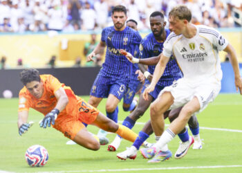 real-madrid-al-hilal-portero-bono-xabi-alonso-mundial-clubes-003
