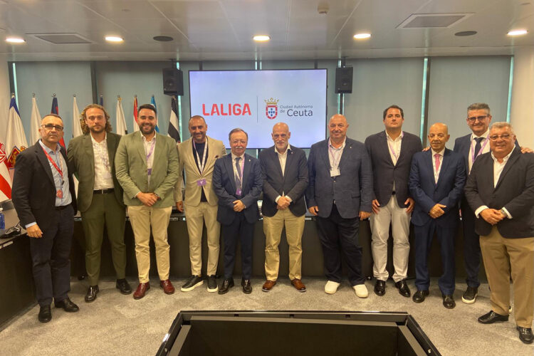 reunion-vivas-luhay-tebas-futbol