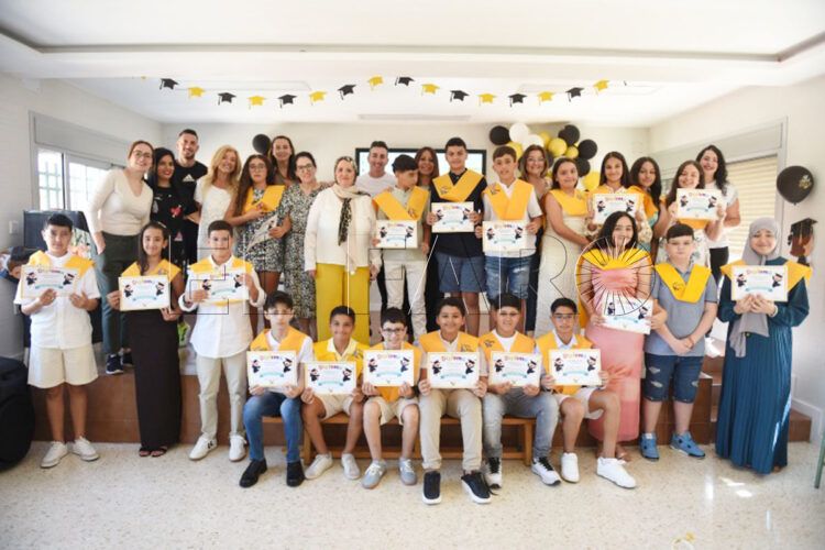 rosalia-castro-gradua-clase-sexto-2025-033