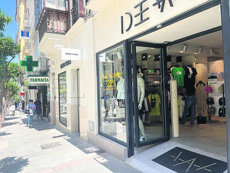 tiendas-rebajas-farmacia-paseo-revellin