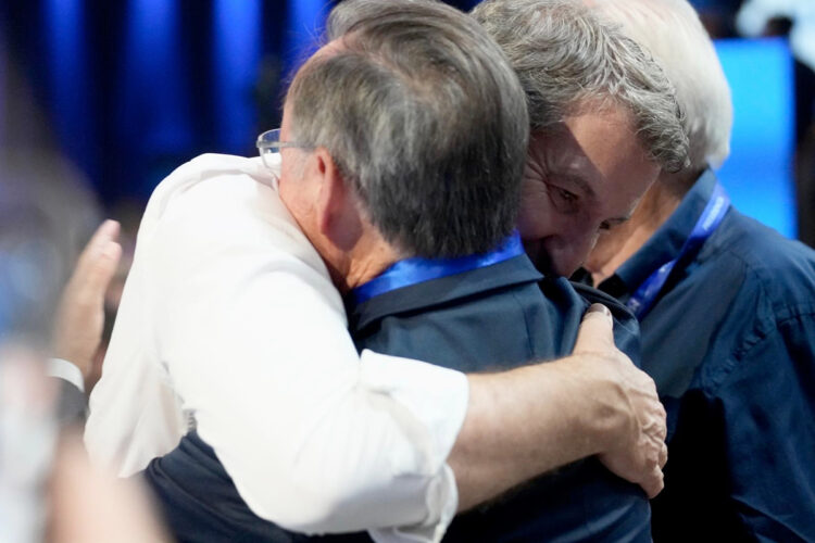 abrazo-feijoo
