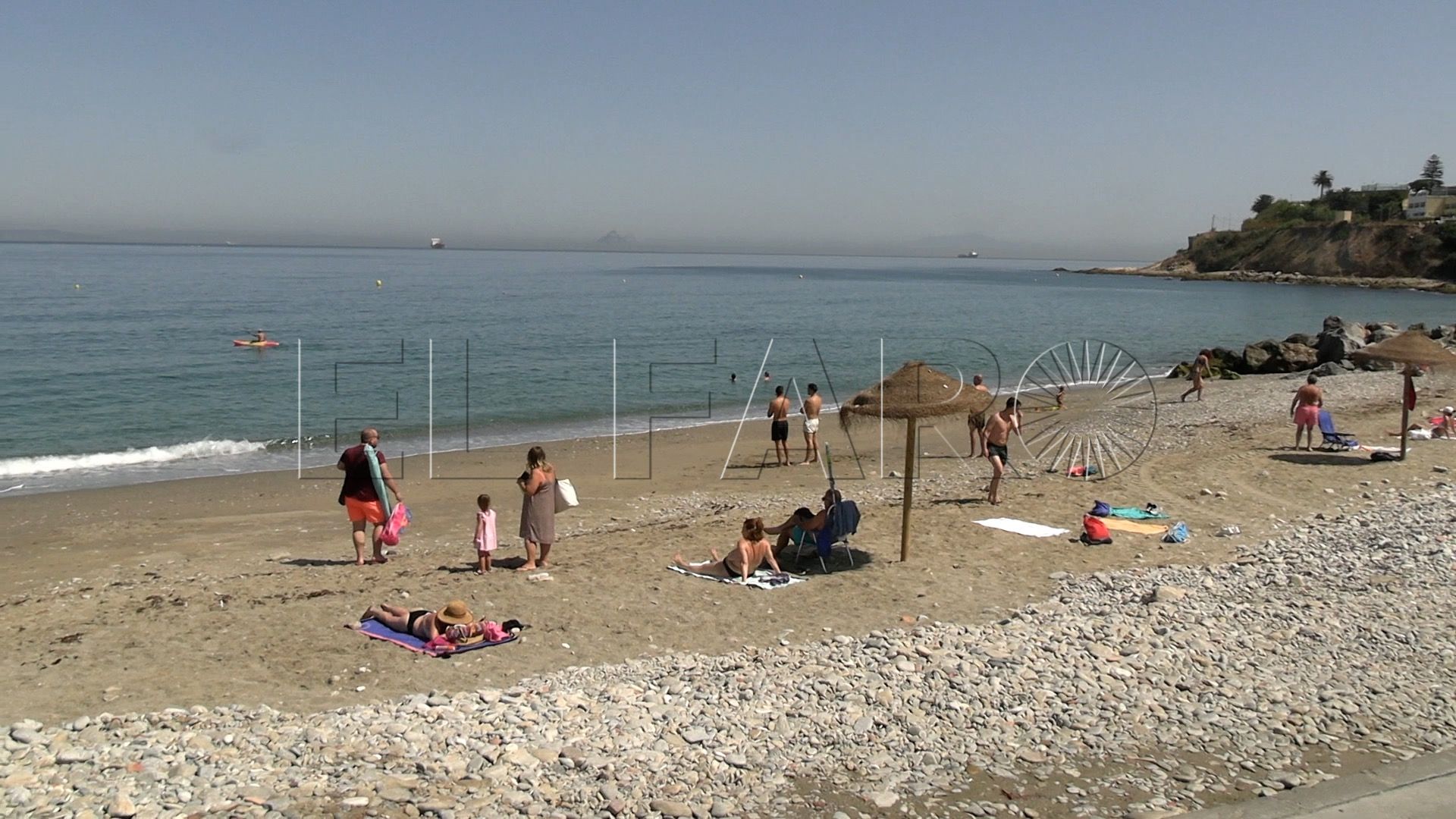 banistas-denuncian-falta-accesos-playa-san-amaro-24