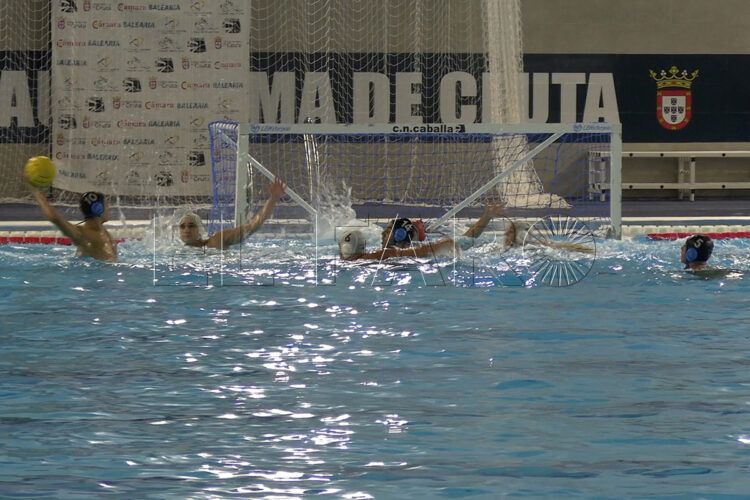 caballa-vence-sant-andreu-se-corona-quinto-espana-waterpolo-005