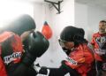 campeon-mundo-hassan-el-hamzaoui-imparte-clase-kickboxing-club-vikingos-7