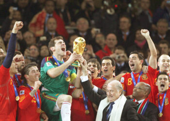 casillas-iniesta-xavi-bosque-colaboraran-mundial-2030