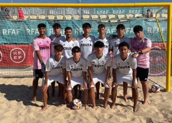 ceuta-cierra-jornada-cesa-cadiz-futbol-playa-004