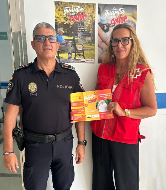 cruz-roja-pone-guardia-contra-calor-ceuties-003