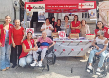 cruz-roja-red-altruismo-mejorar-sociedad