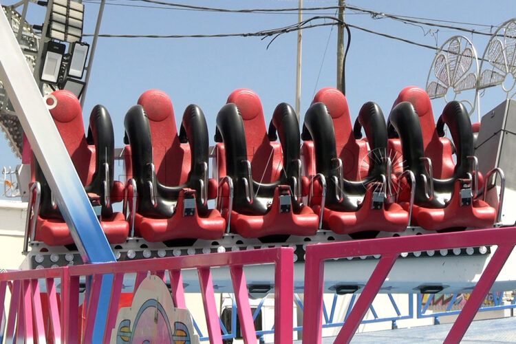cuenta-atras-feria-ceuta-va-montaje-atracciones-019