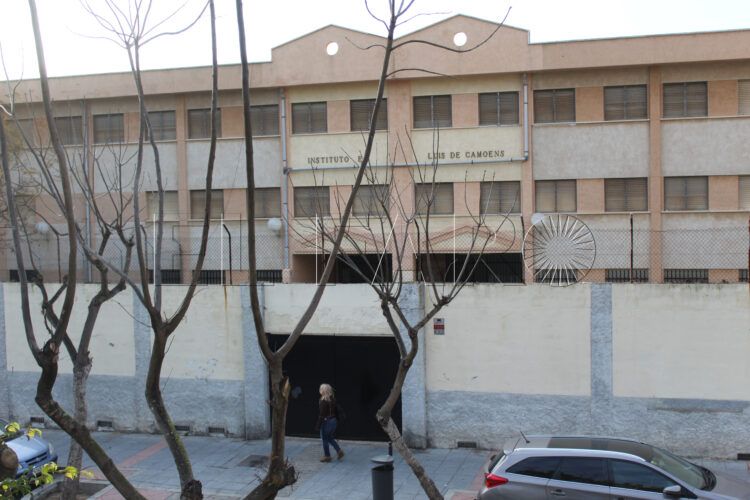 ies-luis-camoens-fachada